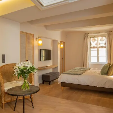 Beau Clocher Bed & Breakfast