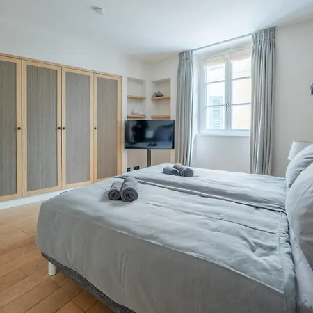 Beau Clocher Bed & Breakfast