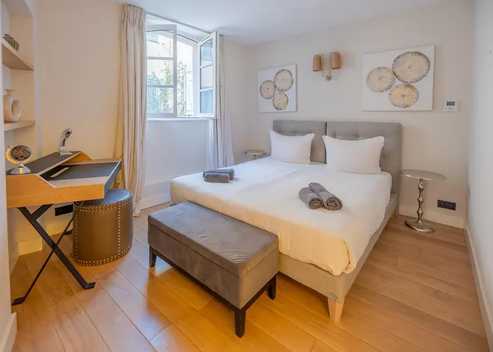 Beau Clocher Saint-Tropez